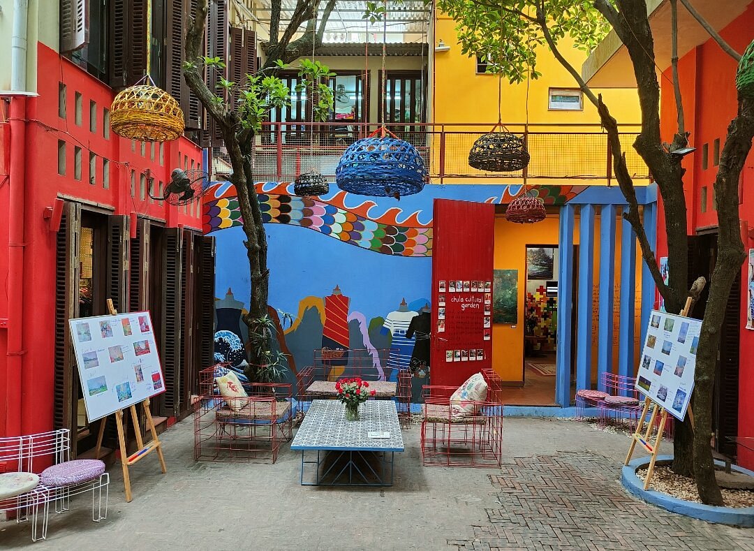 The courtyard of chula showroom